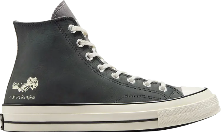 Кроссовки Dungeons & Dragons x Chuck 70 Leather High 'D20 Dice', черный
Кроссовки Dungeons & Dragons x Chuck 70 Leather High 'D20 Dice', черный