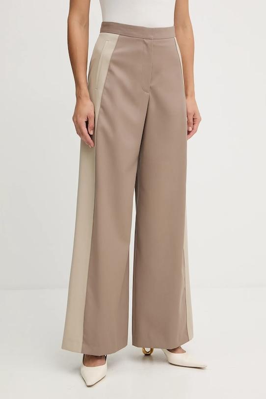 Шерстяные брюки Boss, бежевый
Шерстяные брюки Boss, бежевый
