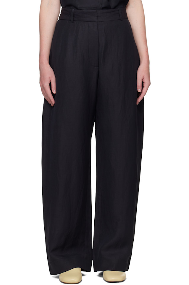 Брюки из льна Myers Studio Nicholson, цвет darkest navy
Брюки из льна Myers Studio Nicholson, цвет darkest navy