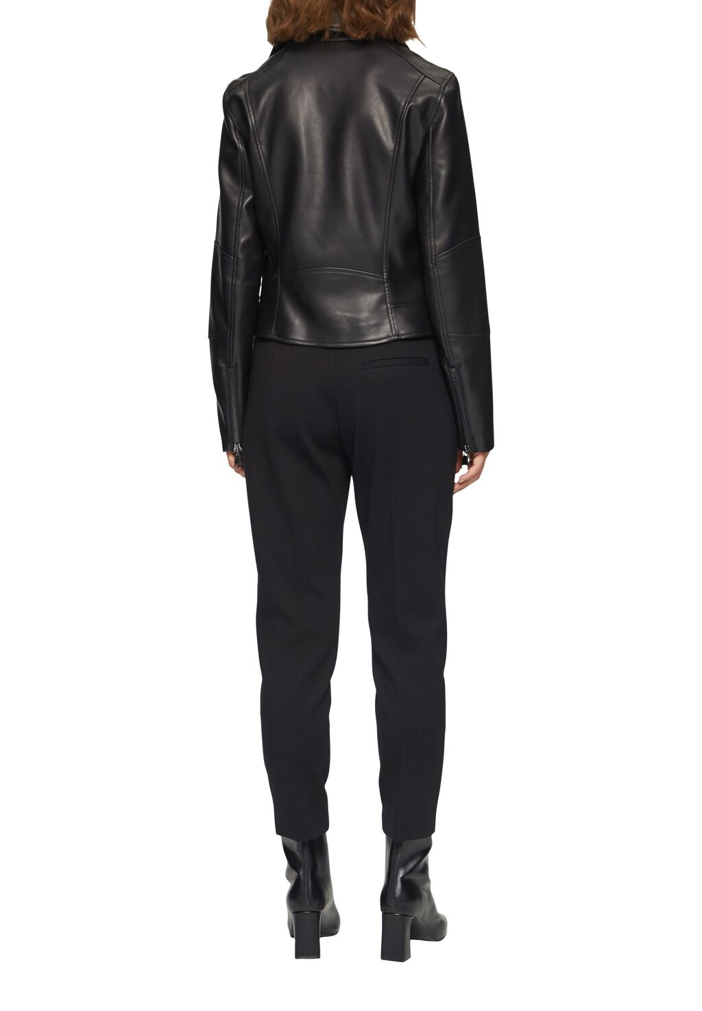 Куртка из искусственной кожи D'INTÉRIEUR s.Oliver BLACK LABEL, черный
Куртка из искусственной кожи D'INTÉRIEUR s.Oliver BLACK LABEL, черный