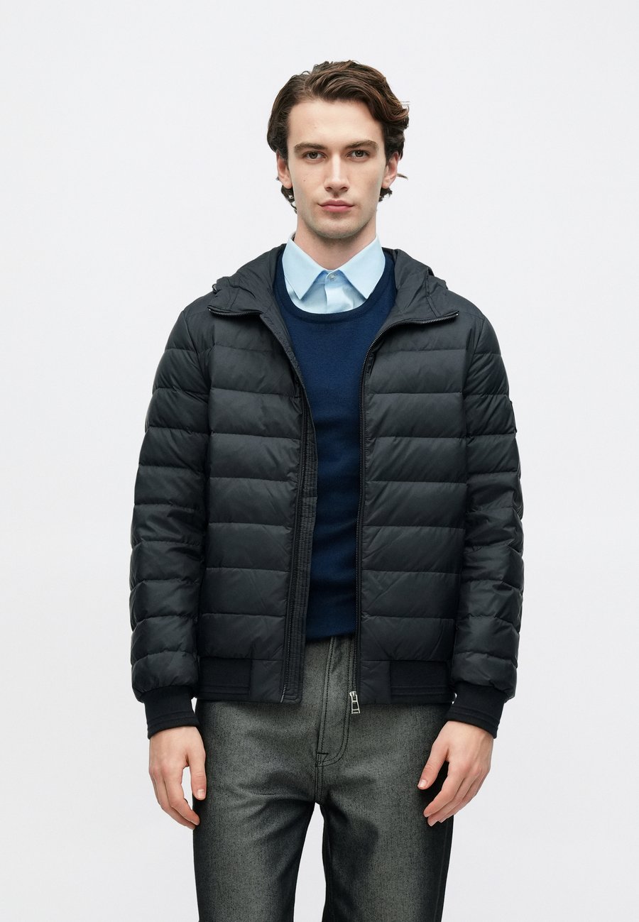 Куртка Belstaff CONTROL JACKET, Dark Ink/Dark Blue
Куртка Belstaff CONTROL JACKET, Dark Ink/Dark Blue