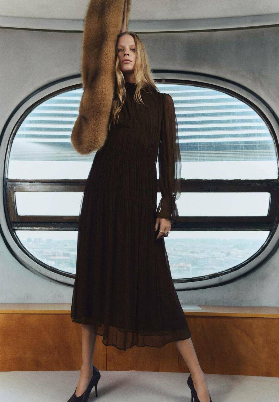 Платье Mango Day dress, Brown
Платье Mango Day dress, Brown