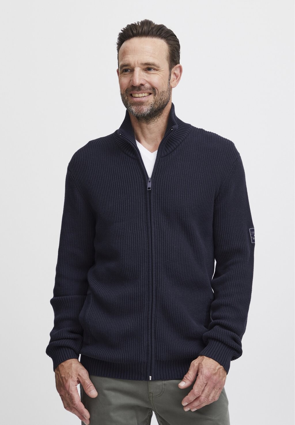 Кардиган FQ1924, темно-синий
Кардиган FQ1924, темно-синий