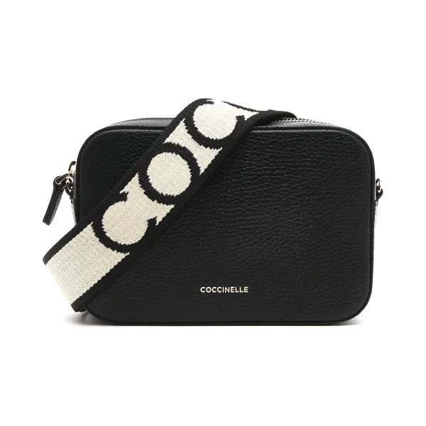 Кожаная сумка-мессенджер Coccinelle, черный
Кожаная сумка-мессенджер Coccinelle, черный