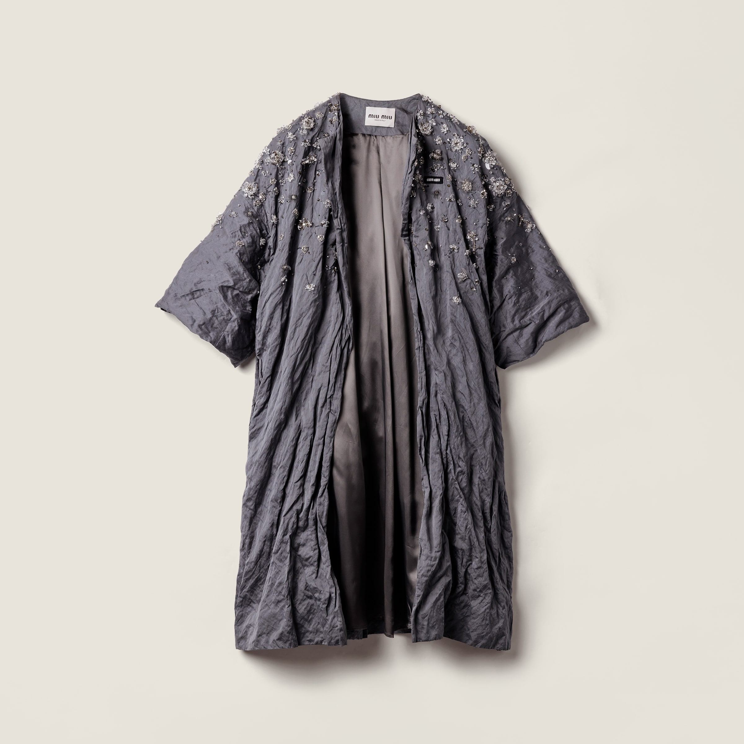 Вышитое пальто из ду́шеса MIU MIU, железно-серый
Вышитое пальто из ду́шеса MIU MIU, железно-серый