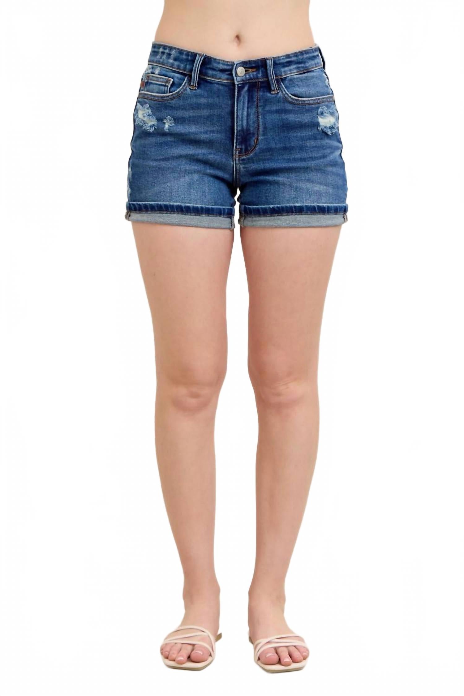 Синие укороченные шорты с карманом для телефона Judy Blue
Синие укороченные шорты с карманом для телефона Judy Blue