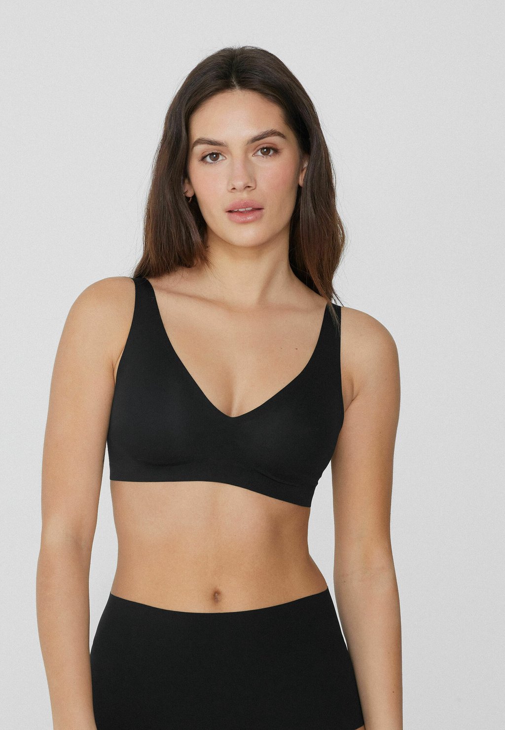 Бюстгальтер TEZENIS ., черный
Бюстгальтер TEZENIS ., черный