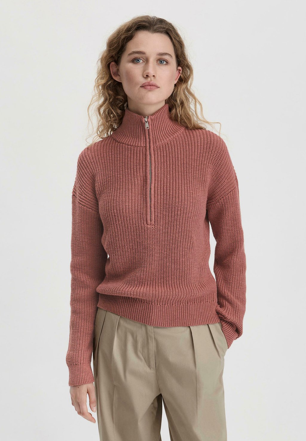 Джемпер RELAXED hessnatur, коричневый
Джемпер RELAXED hessnatur, коричневый