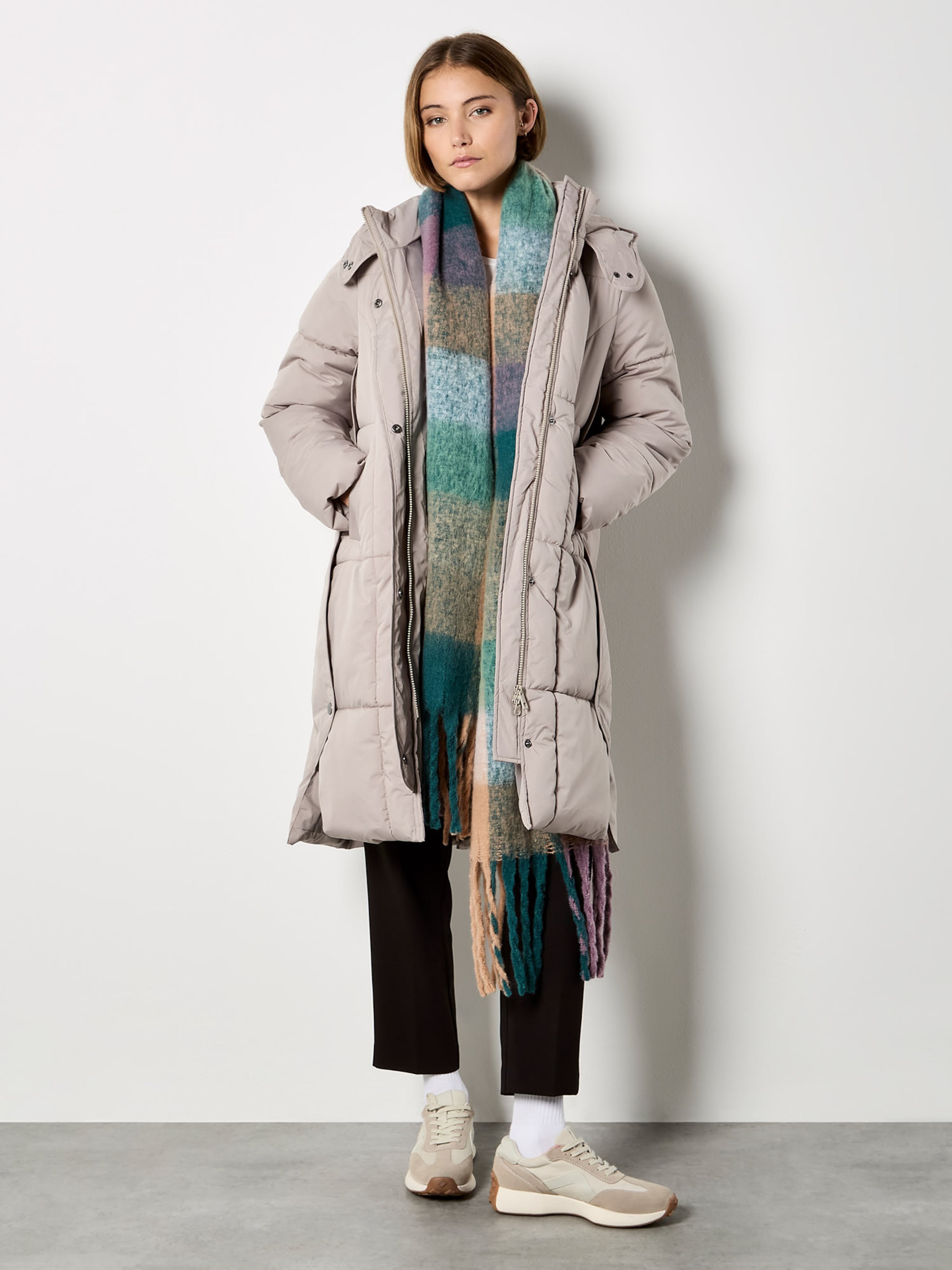 Apricot Куртка в цвете Ecru
Apricot Куртка в цвете Ecru