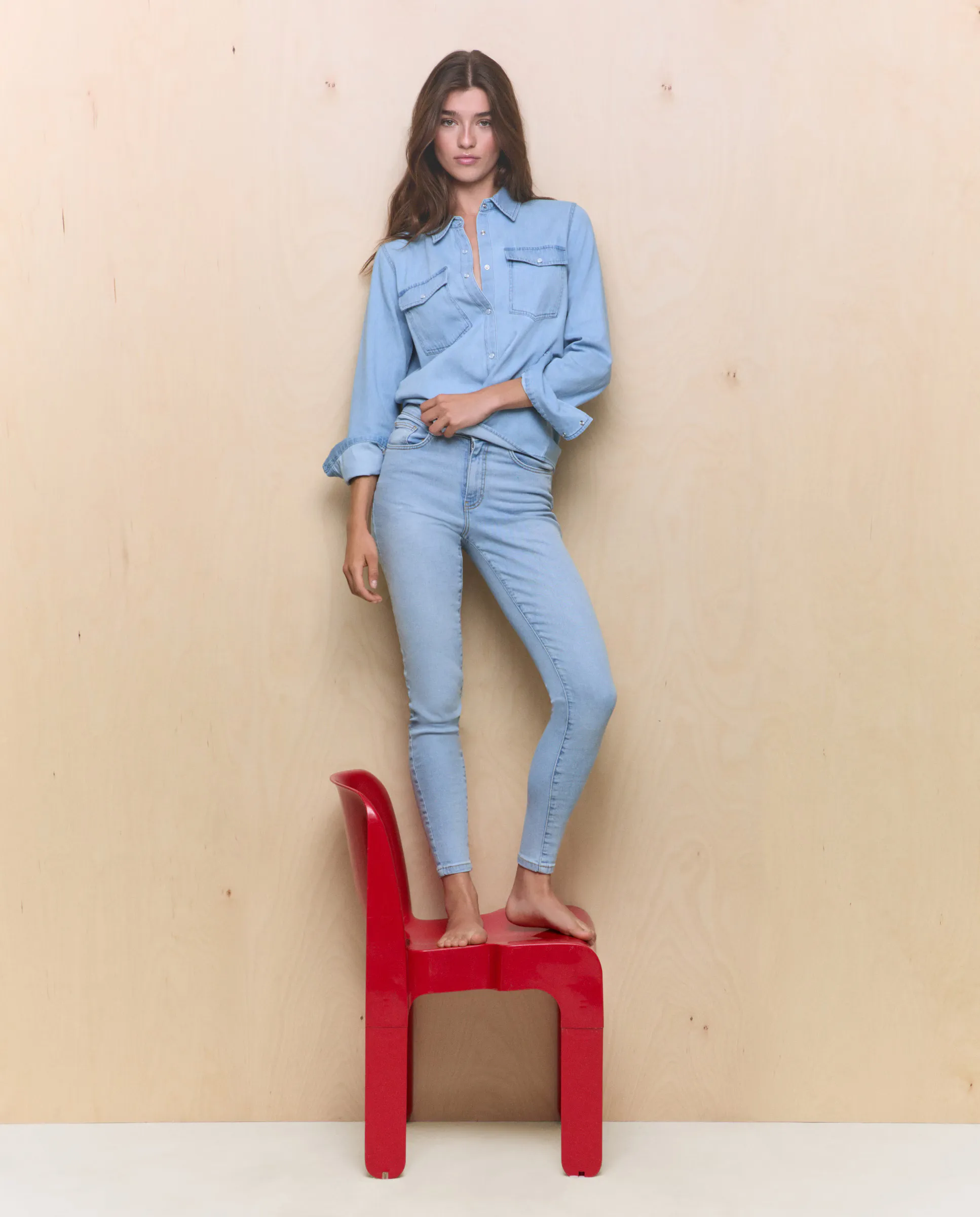 Женские узкие джинсы Easy Wear, нежно-синий 
Женские узкие джинсы Easy Wear, нежно-синий