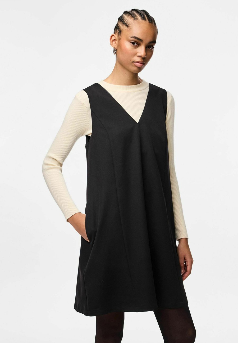 Платье Pieces Day dress, Black
Платье Pieces Day dress, Black