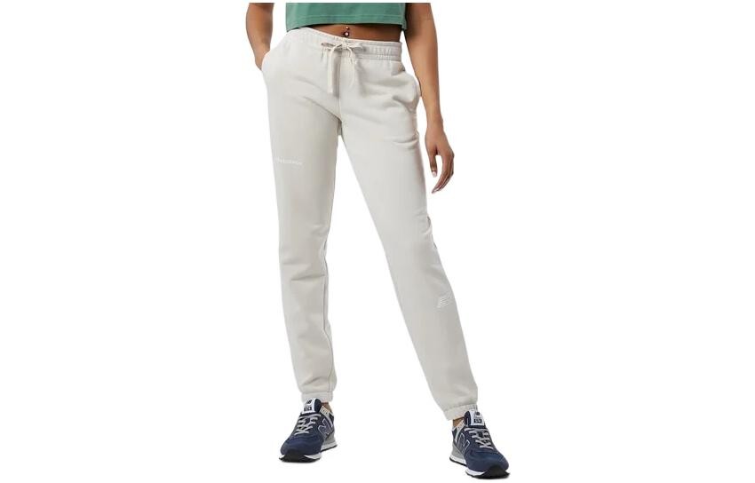 Трикотажные спортивные штаны женские белые New Balance
Трикотажные спортивные штаны женские белые New Balance