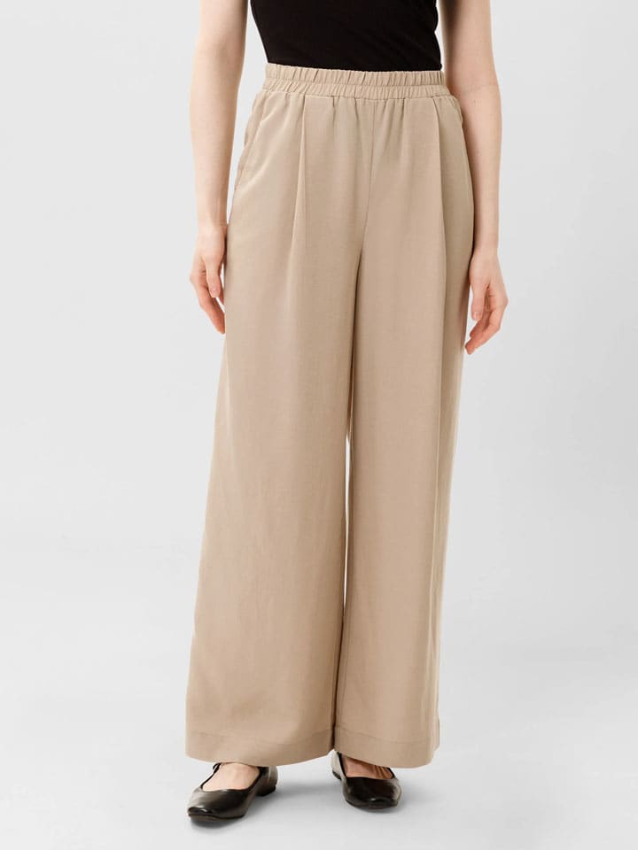 Les Lunes Брюки "Gorgiaa" бежевого цвета
Les Lunes Брюки "Gorgiaa" бежевого цвета