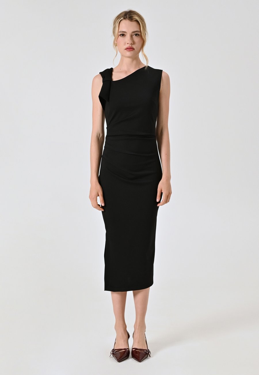 Платье Rinascimento Jersey dress, Black
Платье Rinascimento Jersey dress, Black