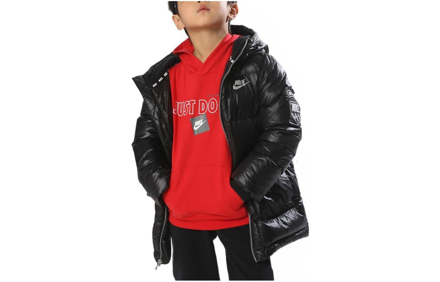 Детский пуховик Nike, цвет Black
Детский пуховик Nike, цвет Black