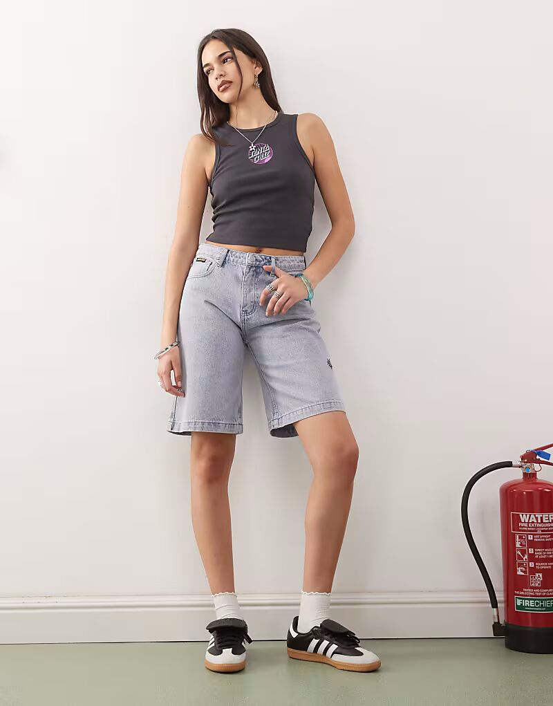 Шорты из денима свободного кроя Santa Cruz flutter flash светло-коричневого цвета
Шорты из денима свободного кроя Santa Cruz flutter flash светло-коричневого цвета