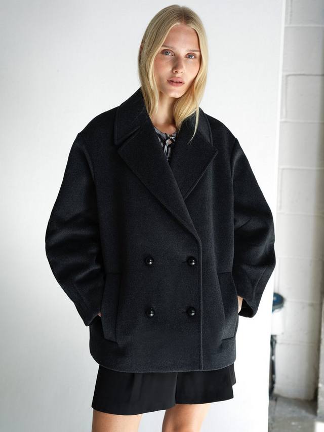 Пальто-бушлат Adele из шерстяной смеси French Connection, Charcoal Grey
Пальто-бушлат Adele из шерстяной смеси French Connection, Charcoal Grey