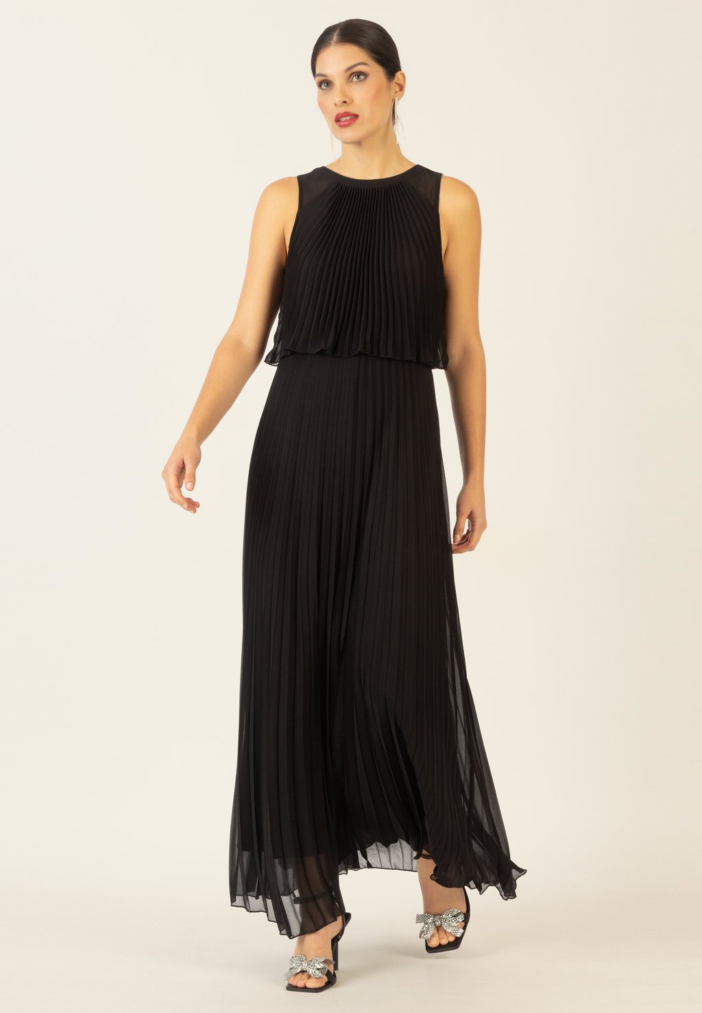 Платье макси Apart, черный
Платье макси Apart, черный