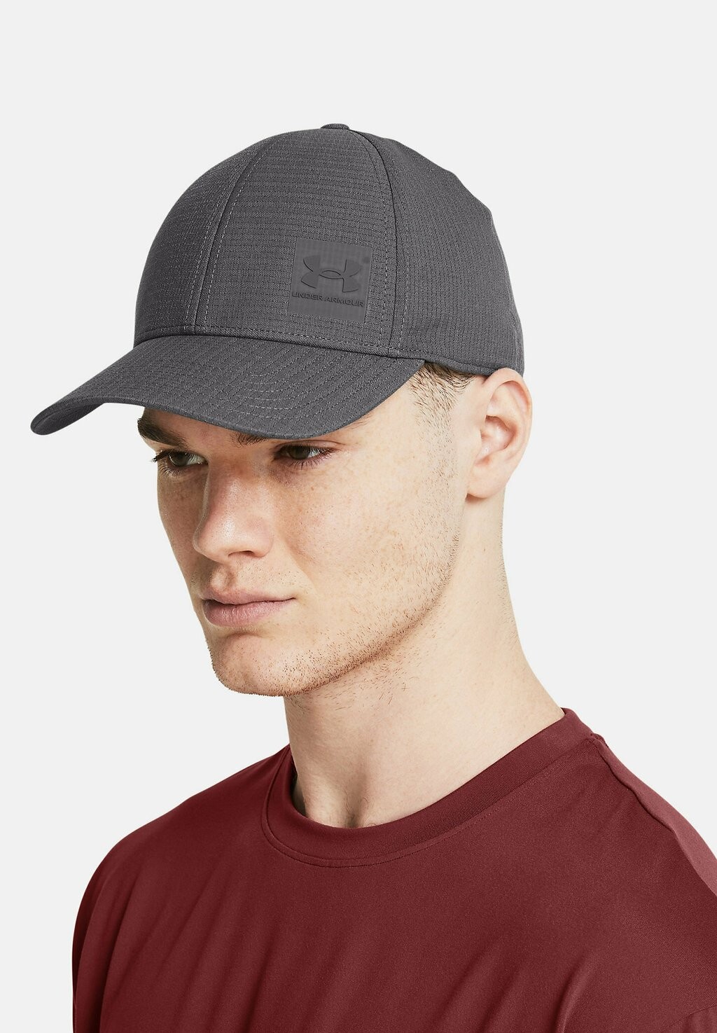 Бейсболка Under Armour, серый
Бейсболка Under Armour, серый