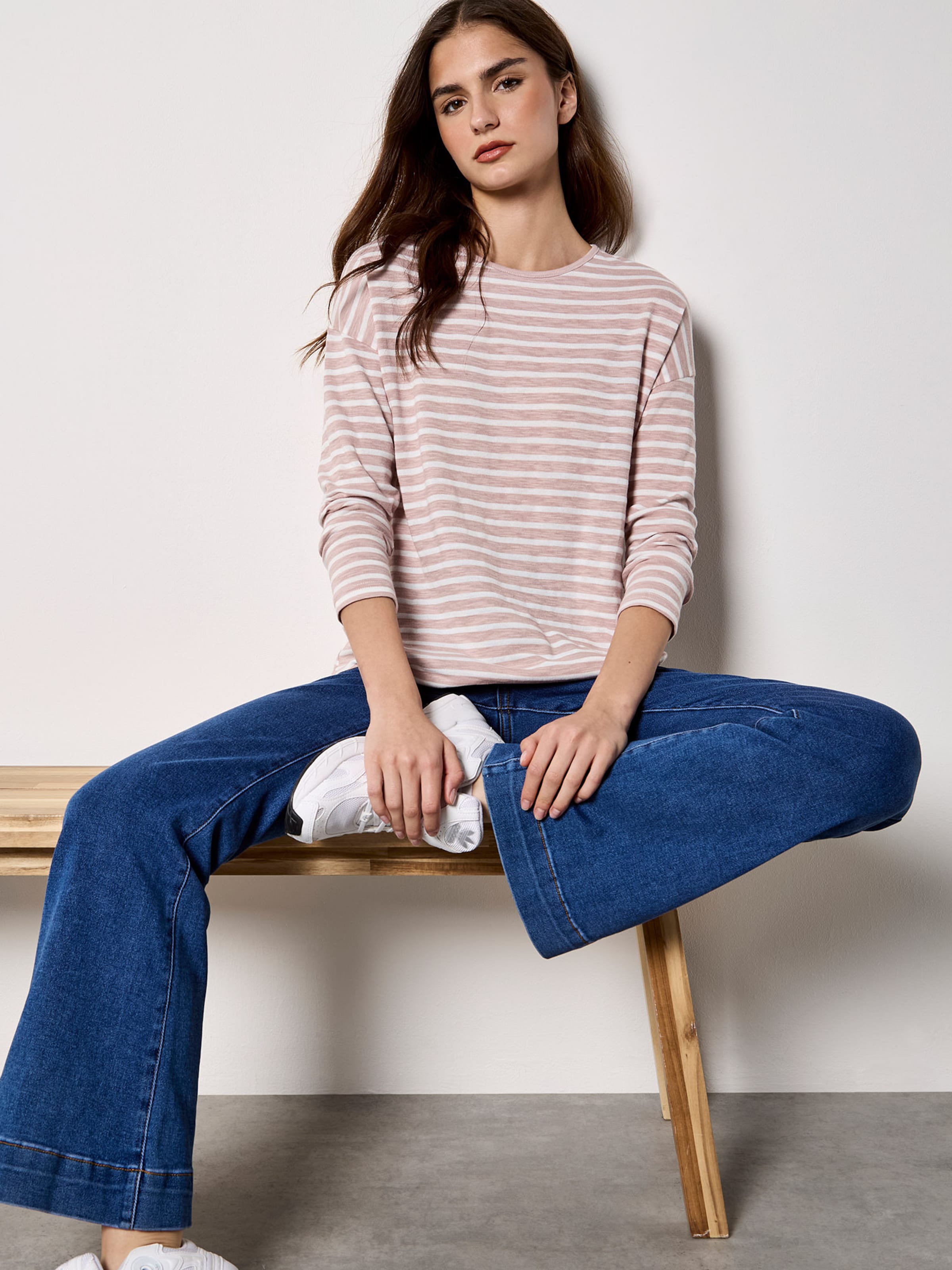 Apricot Блузка в розовом цвете
Apricot Блузка в розовом цвете