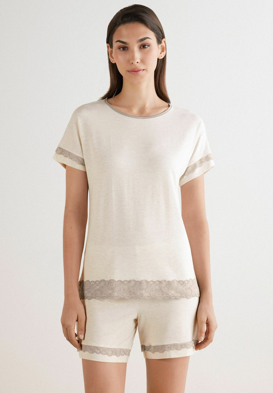 Пижамный комплект Intimissimi SET, Natural/Beige
Пижамный комплект Intimissimi SET, Natural/Beige