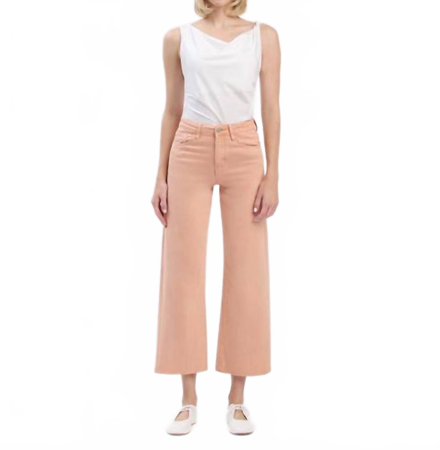 Оливия Высокие джинсы с широкими штанинами в мягком песочном оттенке VERVET BY FLYING MONKEY, Soft Sand
Оливия Высокие джинсы с широкими штанинами в мягком песочном оттенке VERVET BY FLYING MONKEY, Soft Sand