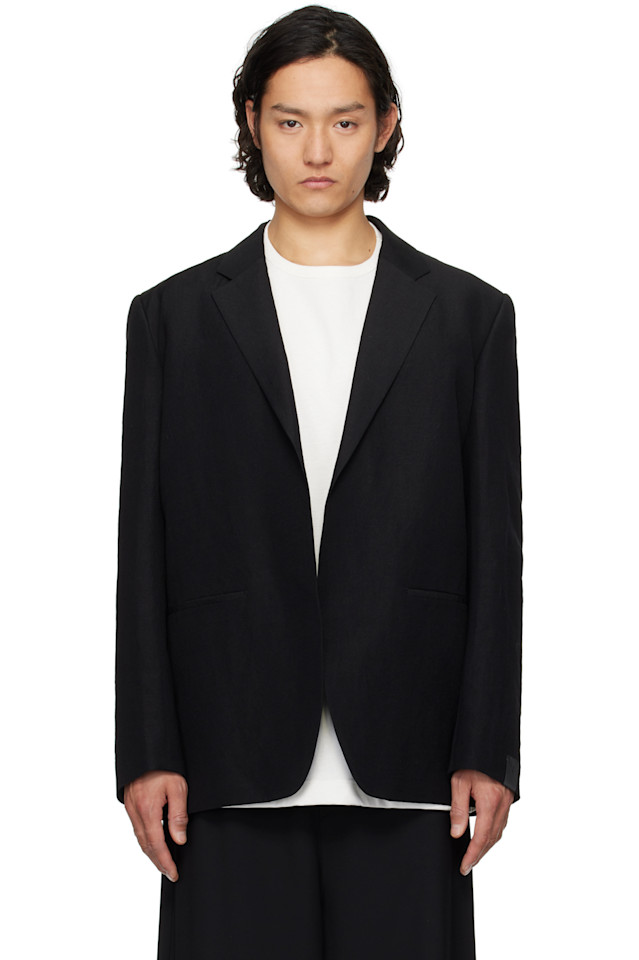 Безворсовый блейзер N.Hoolywood, черный
Безворсовый блейзер N.Hoolywood, черный