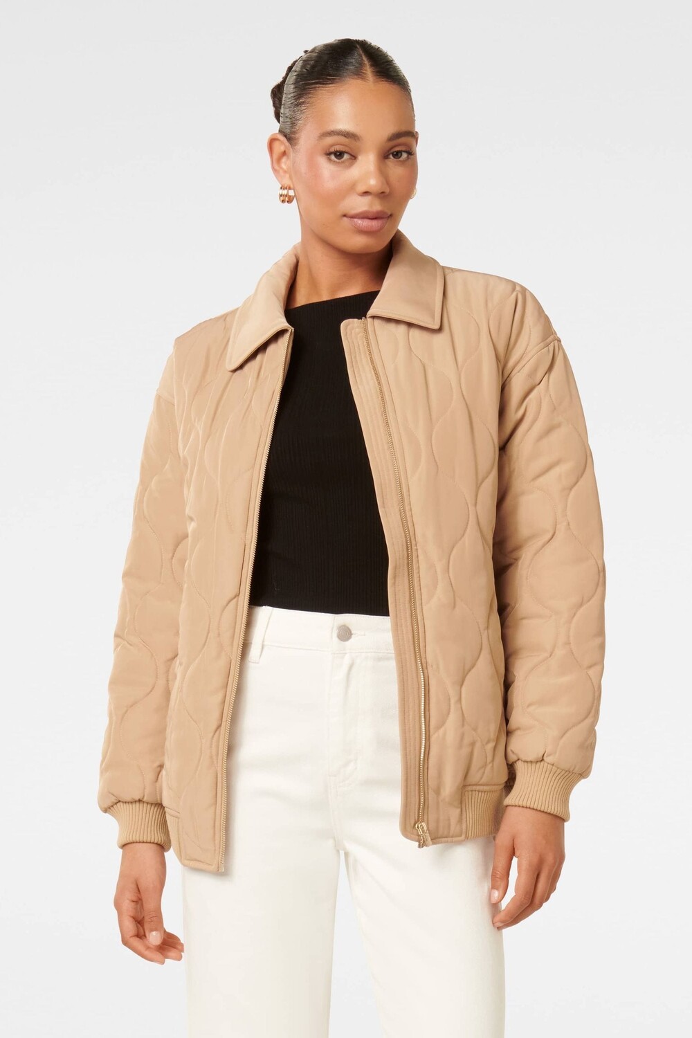 Стеганая куртка Jacinta Forever New, бежевый
Стеганая куртка Jacinta Forever New, бежевый