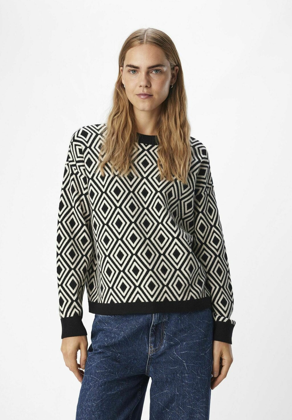 Джемпер OBJRAY Object, черный
Джемпер OBJRAY Object, черный