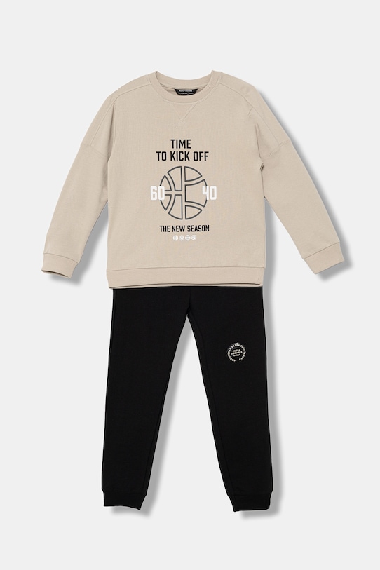 Детский спортивный костюм Mayoral, бежевый
Детский спортивный костюм Mayoral, бежевый