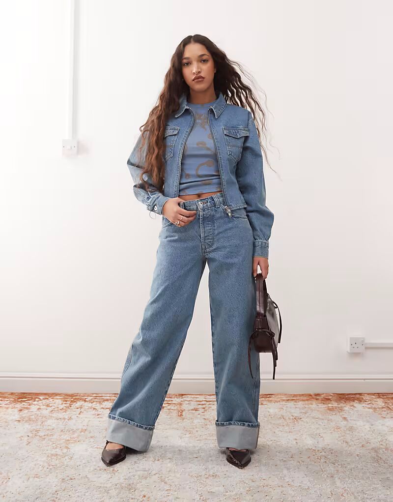 COLLUSION подвернуть мешковатые джинсы coord в середине стирки
COLLUSION подвернуть мешковатые джинсы coord в середине стирки