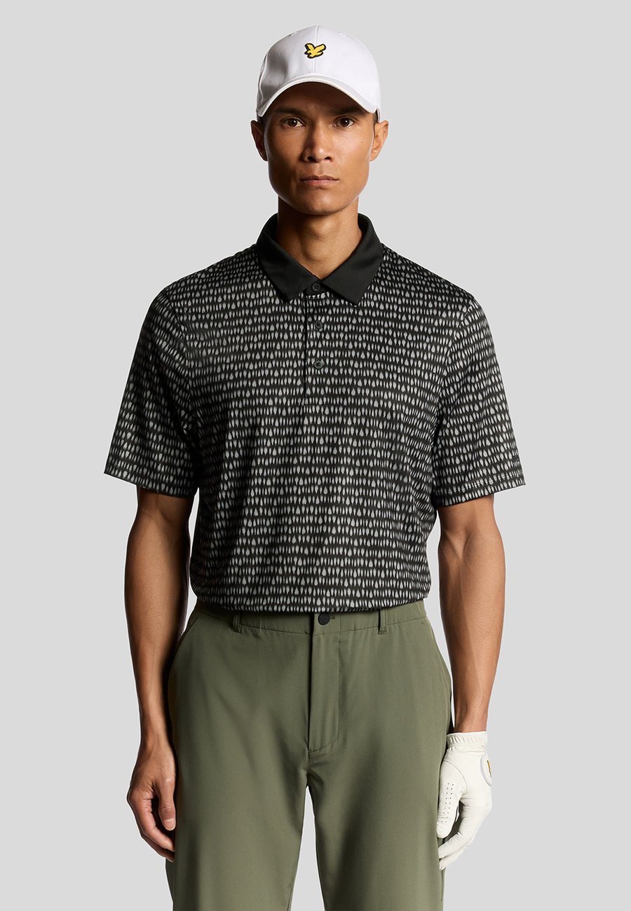 Поло Lyle & Scott SS GOLF DIVOT , Jet Black/Black
Поло Lyle & Scott SS GOLF DIVOT , Jet Black/Black