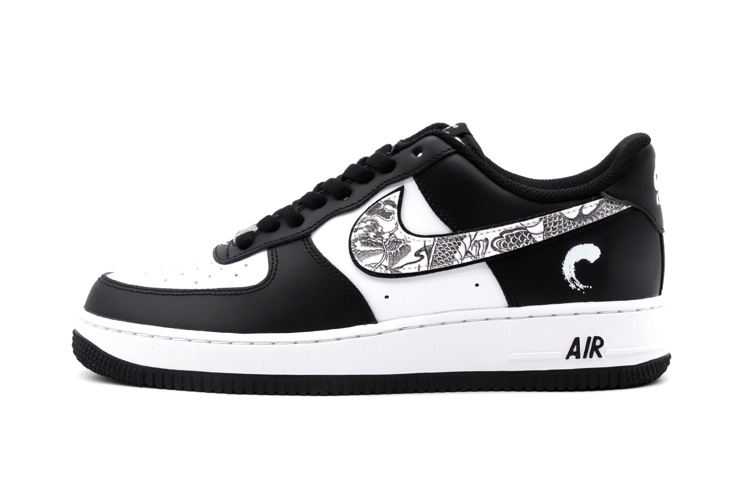 Кастомизированные кроссовки Nike Air Force 1 Skateboarding Shoes Unisex, белый/черный
Кастомизированные кроссовки Nike Air Force 1 Skateboarding Shoes Unisex, белый/черный