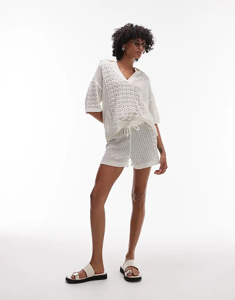 Короткий комбинезон Topshop с открытым стежком цвета слоновой кости
Короткий комбинезон Topshop с открытым стежком цвета слоновой кости