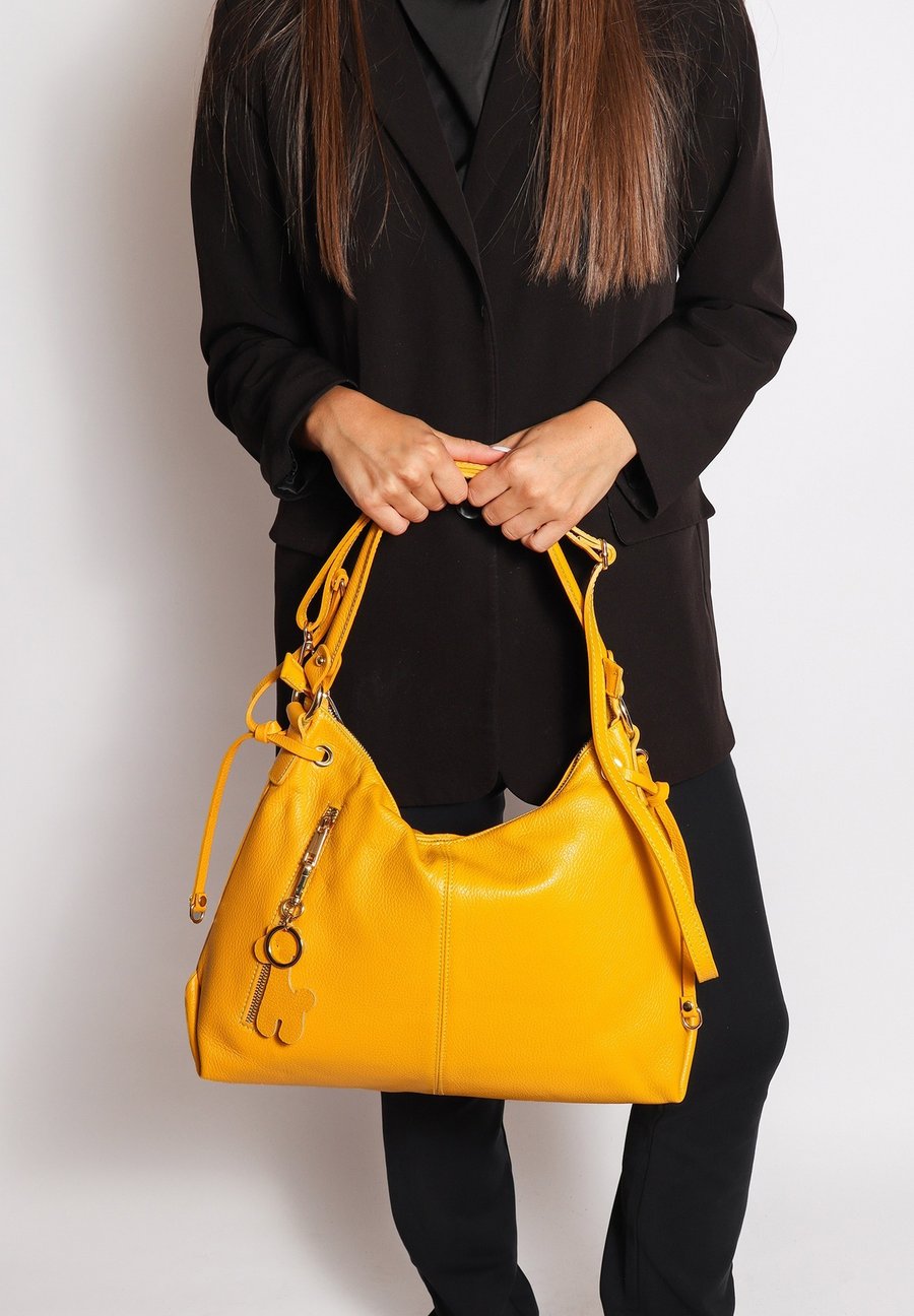 Сумка-шоппер Chiara Ferretti SHOULDER CONVERTIBLE INTO A, Yellow
Сумка-шоппер Chiara Ferretti SHOULDER CONVERTIBLE INTO A, Yellow