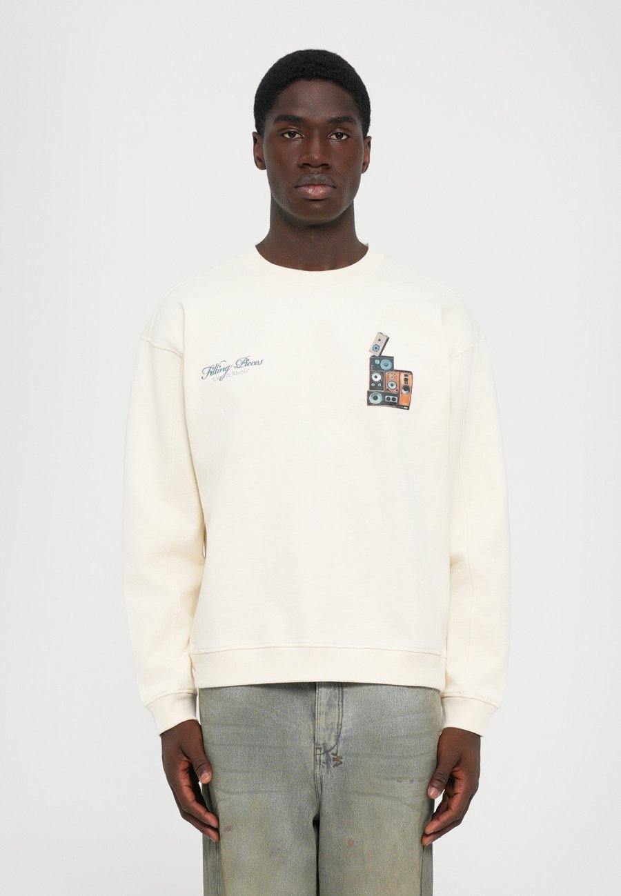 Толстовка Filling Pieces SPEAKER WALL, Antique White/Off-White
Толстовка Filling Pieces SPEAKER WALL, Antique White/Off-White