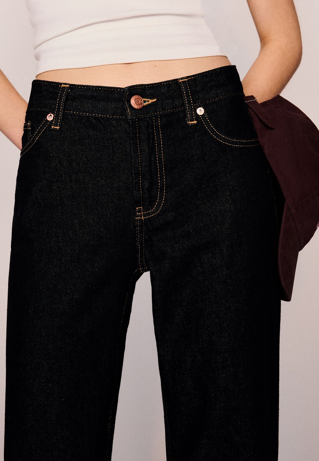 Джинсы прямого кроя Bershka, цвет Royal Blue
Джинсы прямого кроя Bershka, цвет Royal Blue