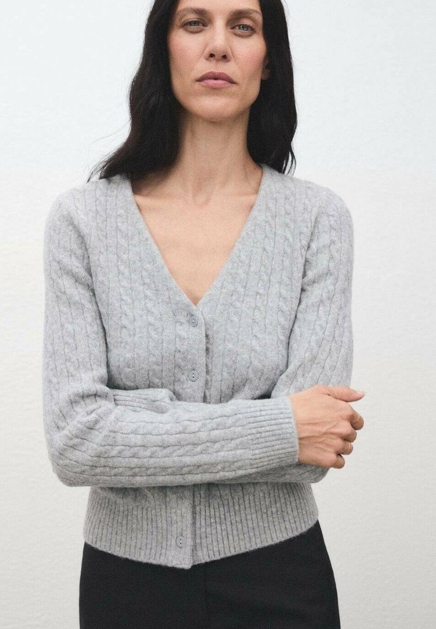 Кардиган Mango Cardigan, Grey
Кардиган Mango Cardigan, Grey