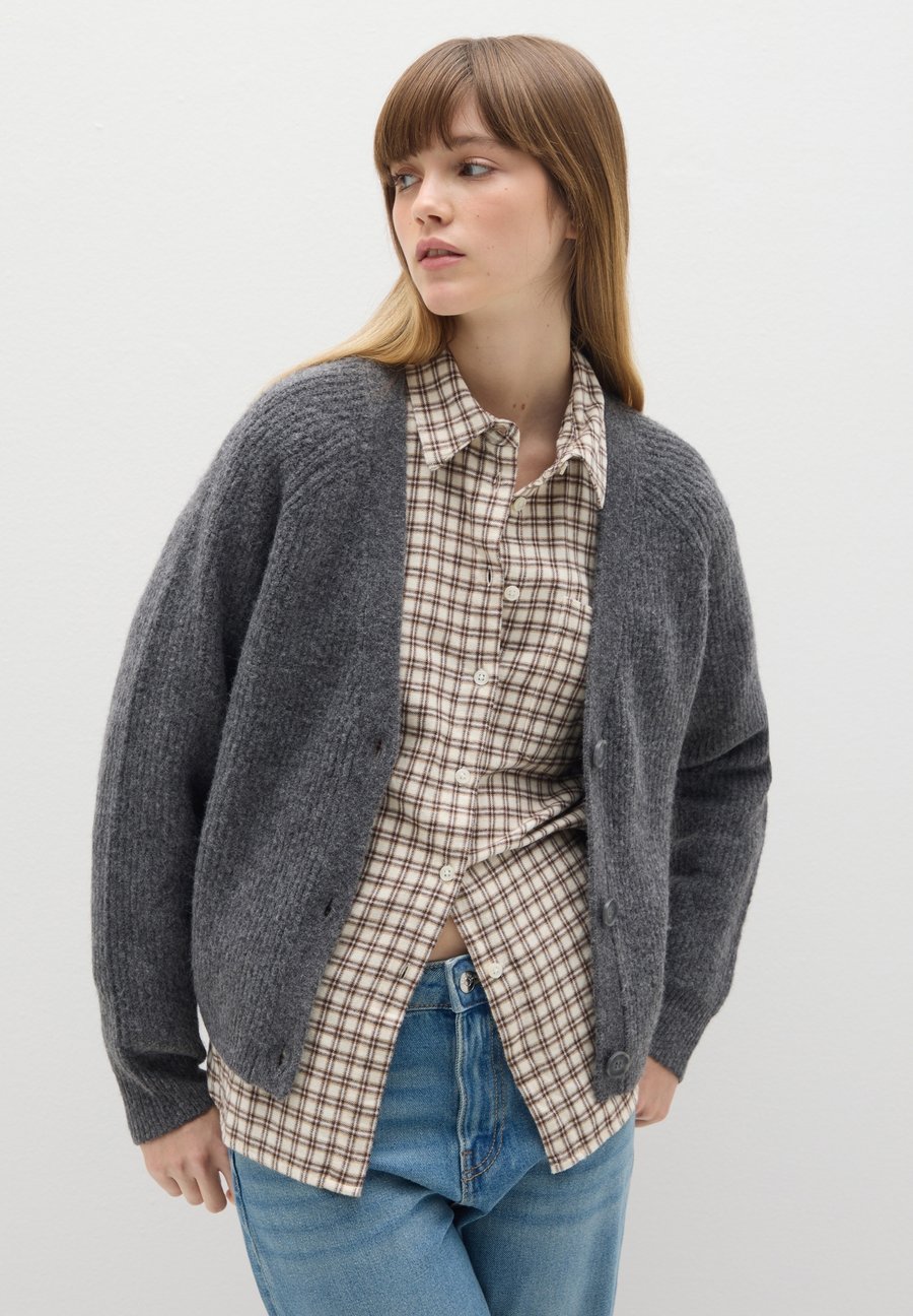 Кардиган B.ANGEL Cardigan, Slate Grey/Grey
Кардиган B.ANGEL Cardigan, Slate Grey/Grey