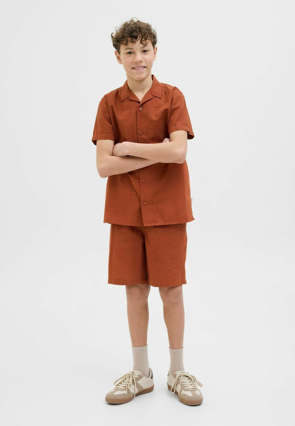 Шорты REGULAR FIT JOGGER Jack & Jones Junior, охра
Шорты REGULAR FIT JOGGER Jack & Jones Junior, охра