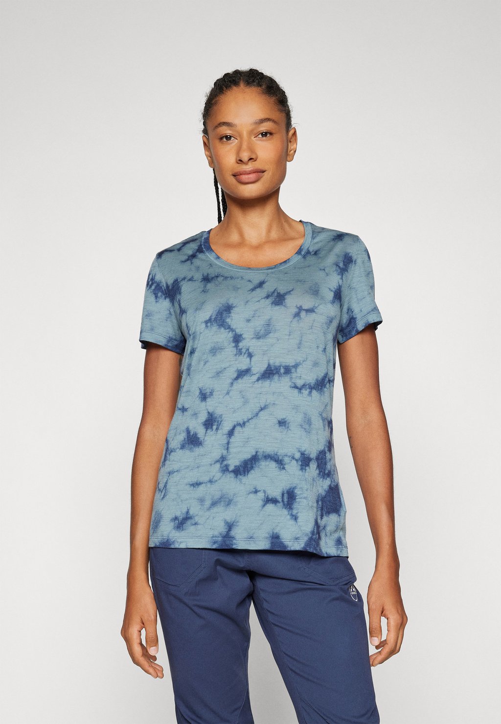 Спортивная футболка LIGHT WEIGHT TECH LITE SCOOP GRAPHIC icebreaker, светло-голубой
Спортивная футболка LIGHT WEIGHT TECH LITE SCOOP GRAPHIC icebreaker, светло-голубой