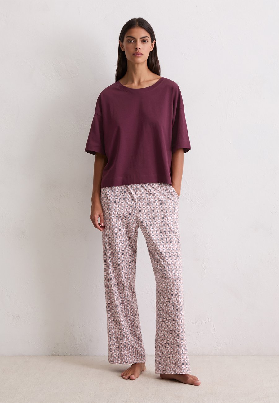 Пижамный топ Marc O'Polo CROP, Cherry Lacquer/Dark Red
Пижамный топ Marc O'Polo CROP, Cherry Lacquer/Dark Red