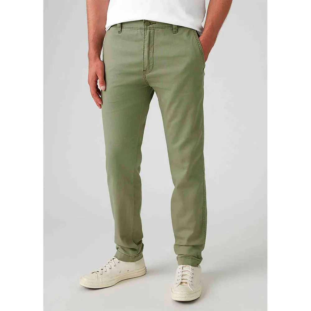 Брюки чинос Levi's Xx Chino Std Ii Greens, зеленый 
Брюки чинос Levi's Xx Chino Std Ii Greens, зеленый