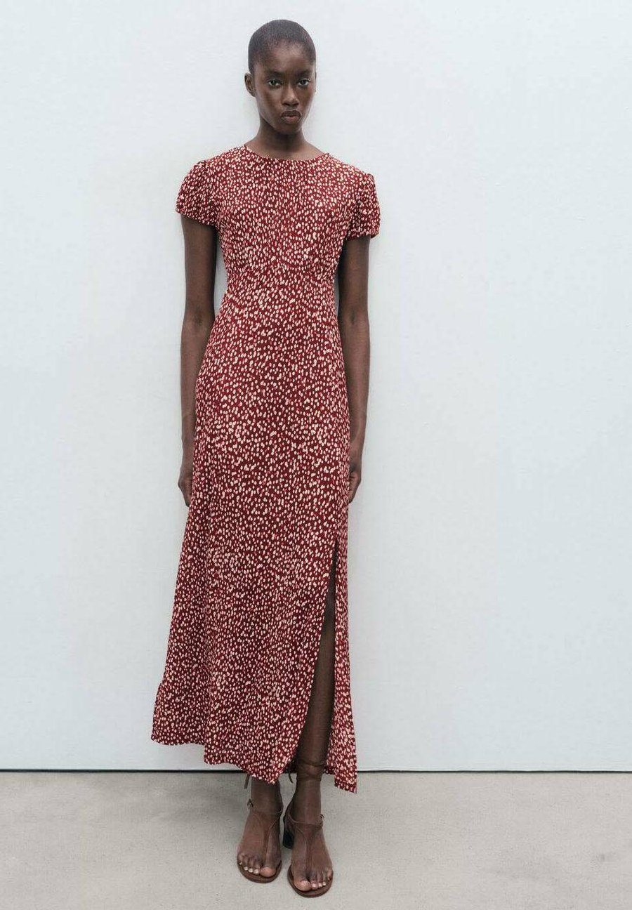 Платье Mango LONG FLORAL WITH OPENING, Bordeaux
Платье Mango LONG FLORAL WITH OPENING, Bordeaux