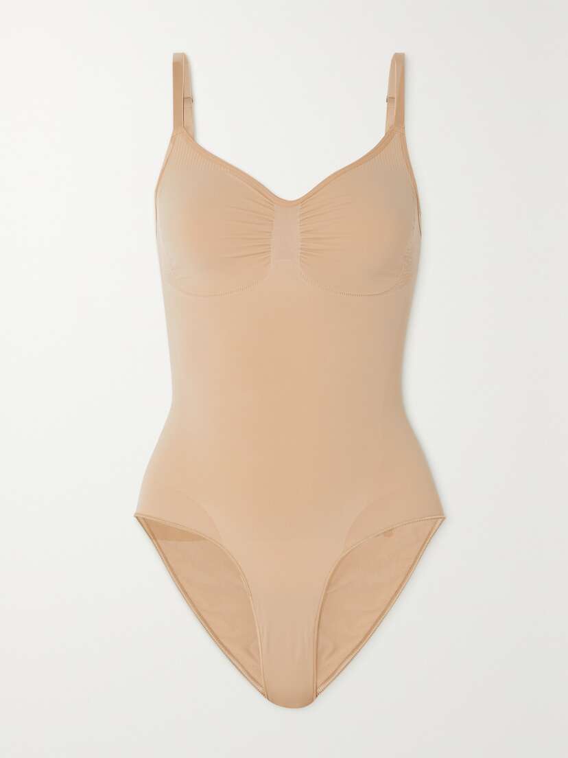 Бесшовный облегающий боди-трусы - слюда Skims, коричневый
Бесшовный облегающий боди-трусы - слюда Skims, коричневый