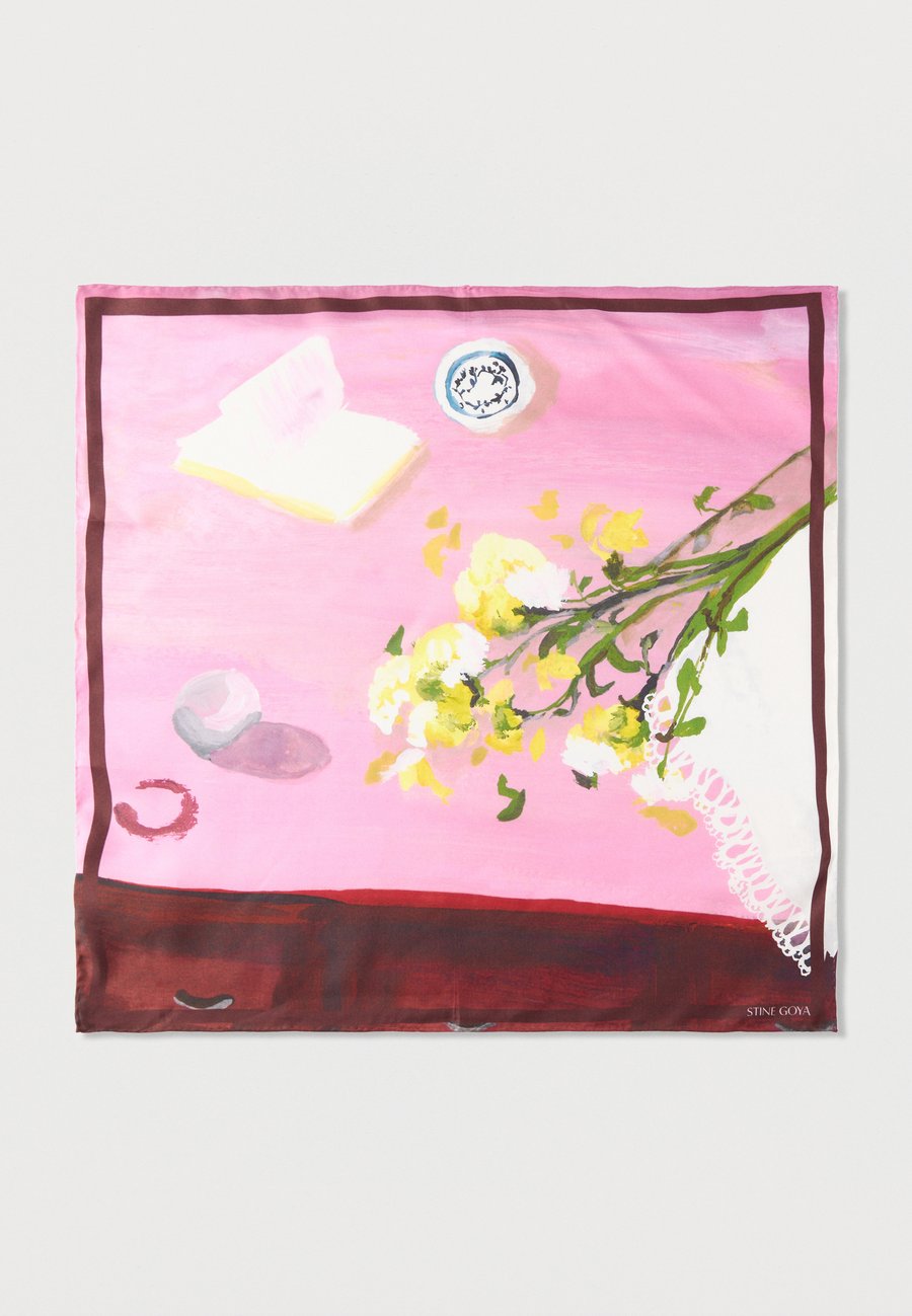 Шарф Stine Goya SMALL SCARF, Pink/Nude
Шарф Stine Goya SMALL SCARF, Pink/Nude