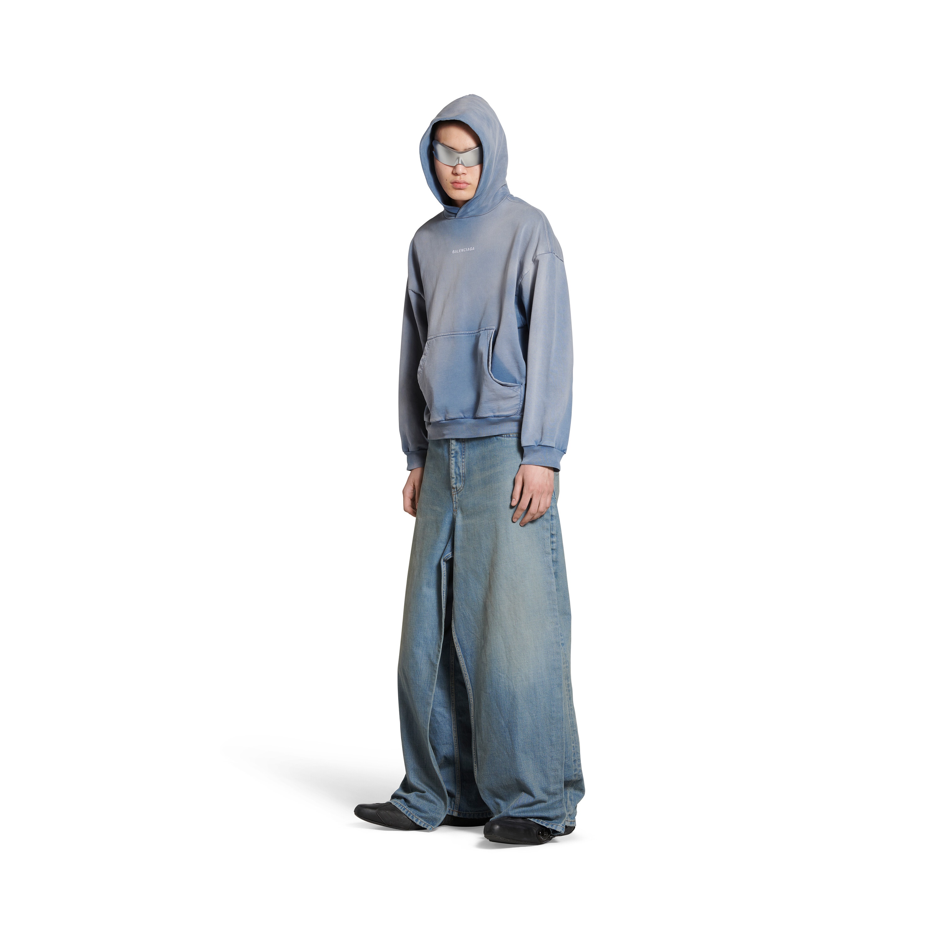 Худи Balenciaga Back Medium Fit из флиса среднего размера синего и белого цвета, синий
Худи Balenciaga Back Medium Fit из флиса среднего размера синего и белого цвета, синий
