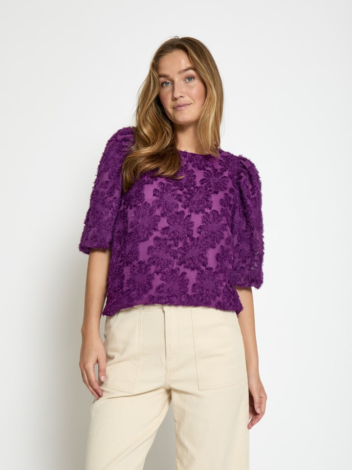 Блузка цвета Игристый виноград Peppercorn
Блузка цвета Игристый виноград Peppercorn