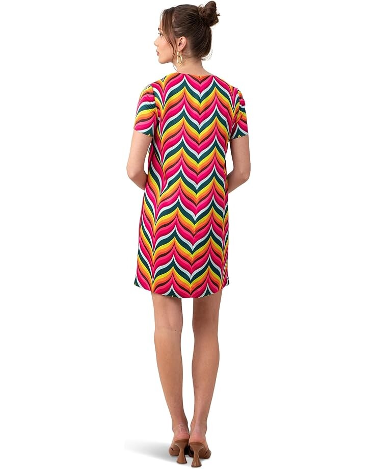 Платье Trina Turk Sugar Hill Dress, цвет Radio City Rose Multi
Платье Trina Turk Sugar Hill Dress, цвет Radio City Rose Multi