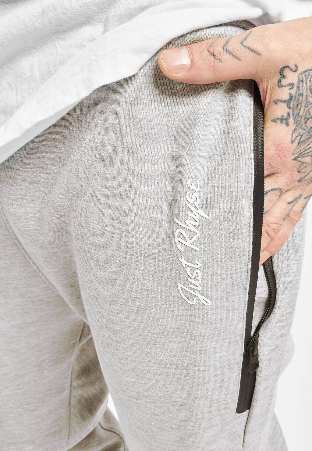 Спортивные брюки Big Pocket Tech Just Rhyse, светло-серыйевый
Спортивные брюки Big Pocket Tech Just Rhyse, светло-серыйевый